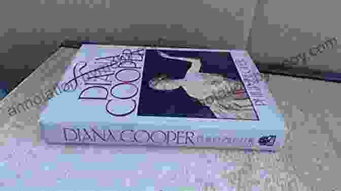 The Rainbow Comes And Goes: Lady Diana Cooper Autobiography The Rainbow Comes And Goes (Lady Diana Cooper S Autobiography 1)