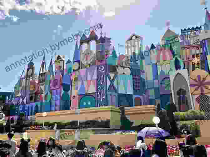 Tokyo Disneyland, A Magical World Of Entertainment, Brings Beloved Disney Characters To Life. DK Eyewitness Top 10 Tokyo (Pocket Travel Guide)